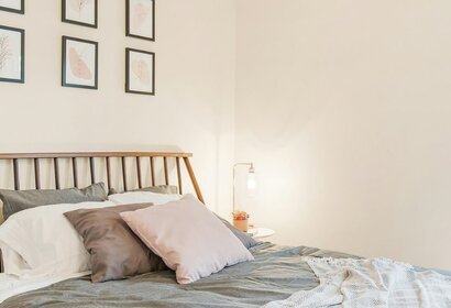 Surélever son matelas : bonne ou mauvaise idée ?