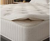 Matelas Hybride 
Matelas mousse à mémoire de forme 
Matelas 140x190 cm
Matelas ressorts ensachés
Surmatelas 