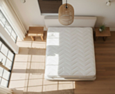 Matelas hybride hôtelier 140x200 cm 
Matelas Mousse et à ressorts ensachés 